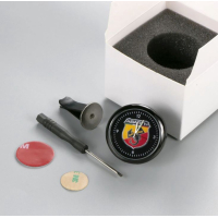 Exclusief Fiat Abarth Klokje | Verlicht | Inclusief Doosje & Auto Bevestigingsset