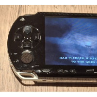 PSP 1004  Complete Set  + 32gb game card met TOP-games