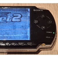 PSP 2004  Complete Set  + 32GB SD card met Topgames