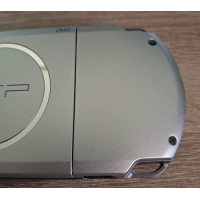 PSP 3004  Complete Set  + 32gb game card met TOP-games