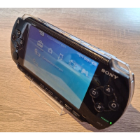 PSP 1004  Complete Set  + 32gb game card met TOP-games
