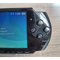 PSP 3004  Complete Set  + 32gb game card met TOP-games