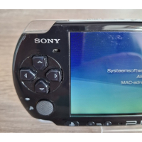 PSP 3004  Complete Set  + 32gb game card met TOP-games