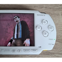 PSP 1004  wit Complete Set  + 64GB game card met TOP-games