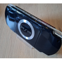 PSP 2004  zwart + 10 games naar keuze.