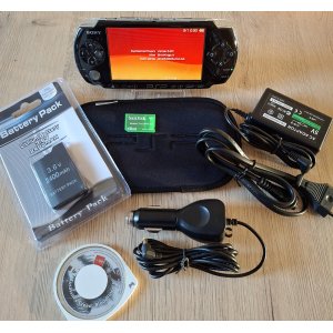 PSP 3004 complete set 8 GB