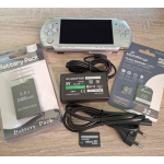 PSP 3004  Complete Set  + 32gb game card met TOP-games