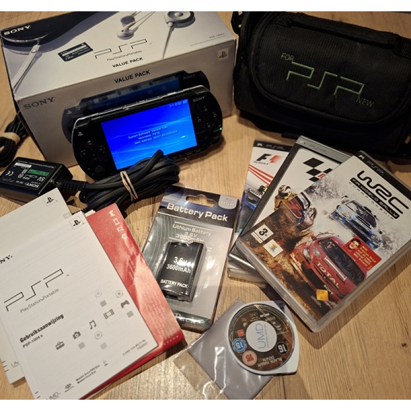 Japanse PSP 1000  zwart  complete set met doos en tas