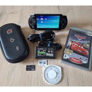 PSP 3004 | Complete Set | Nette staat | FIFA + Disney Pixar Cars PSP 3004 | Complete Set | Nette staat | FIFA + Disney Pixar Cars